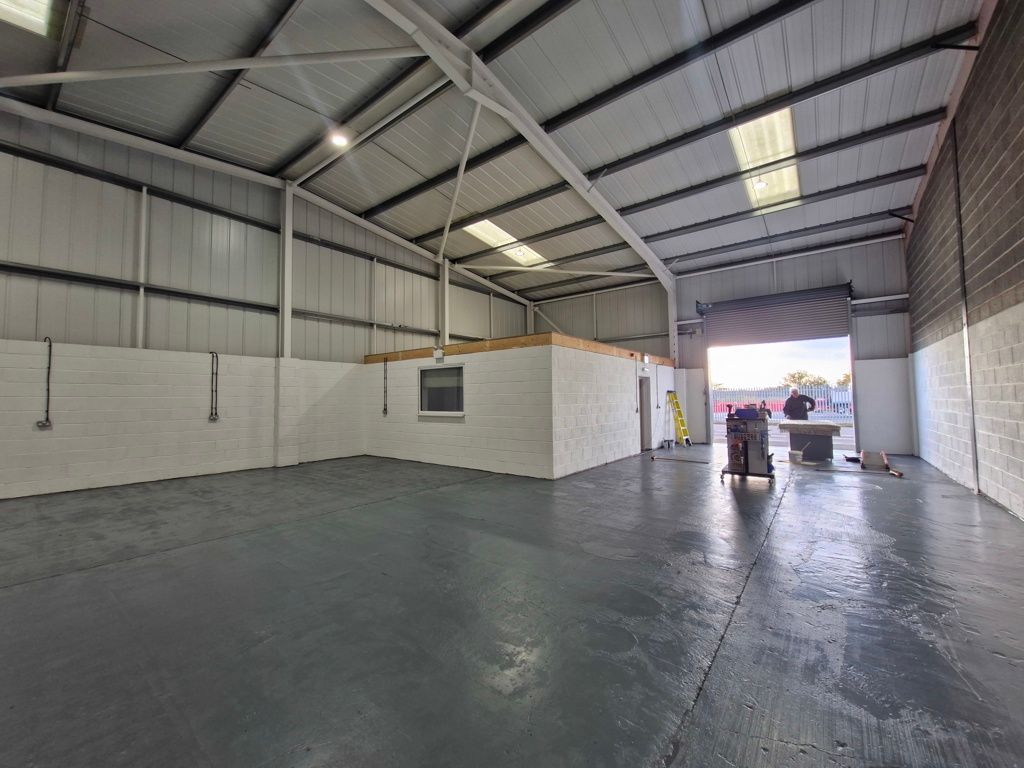 Property photo 3 of 6 Photo 8