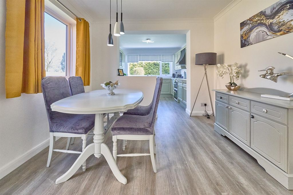 Property photo 2 of 13 Extended Fitted Dining Kitchen