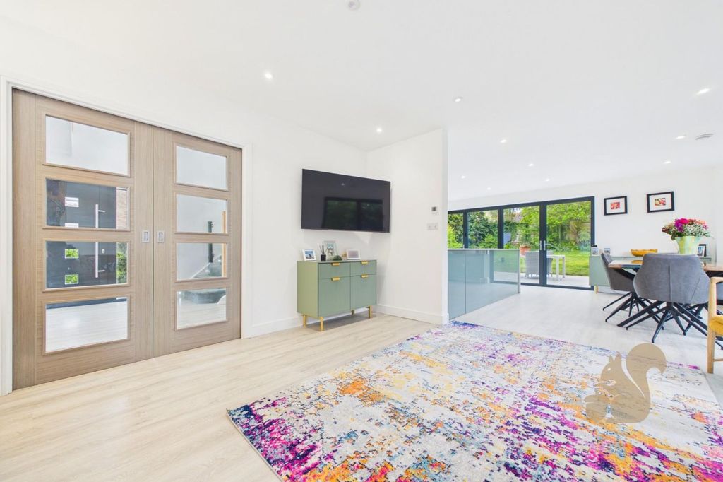 Property photo 3 of 36 3