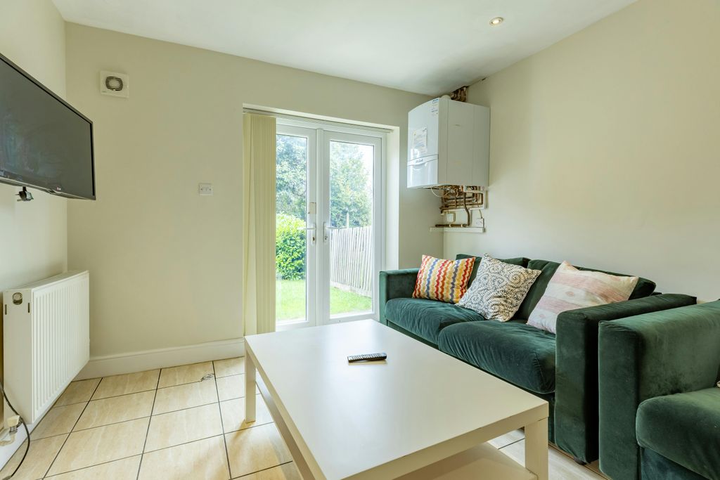 Property photo 3 of 14 Kitchen 7.Jpg