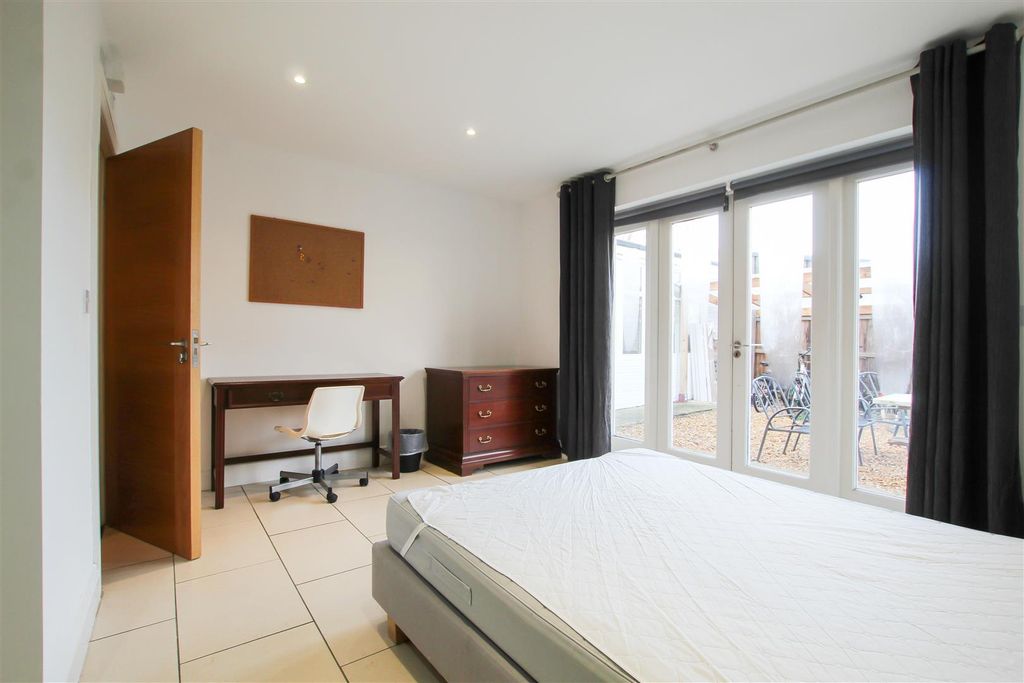 Property photo 3 of 8 Img_5501.Jpg