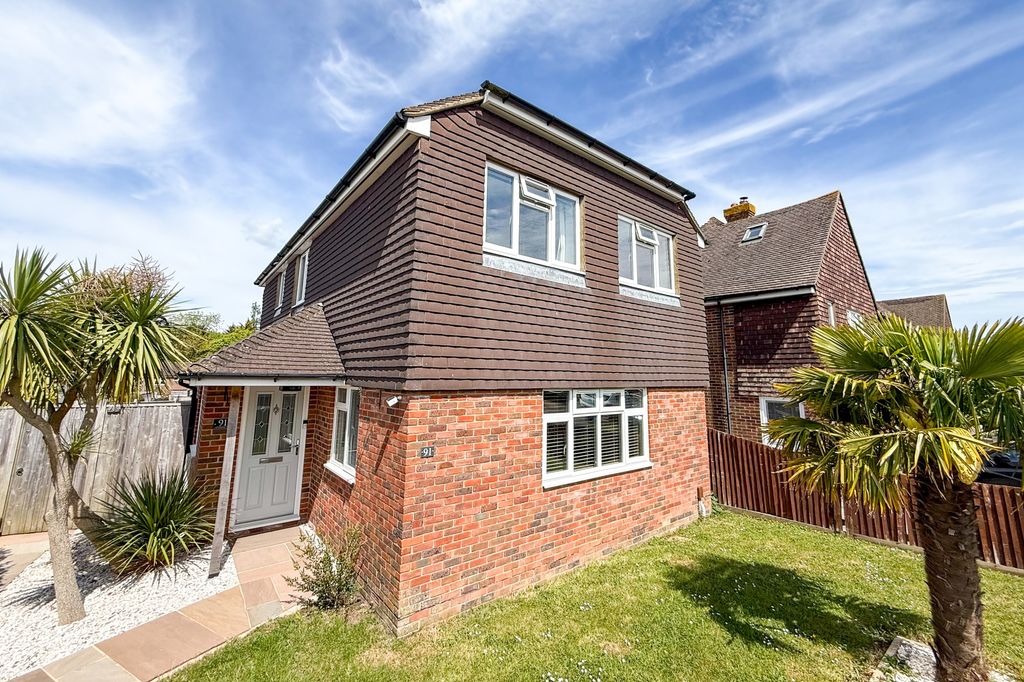 Property photo 1 of 33