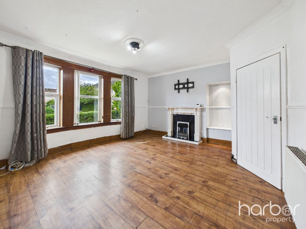 Property photo 2 of 16 4484176