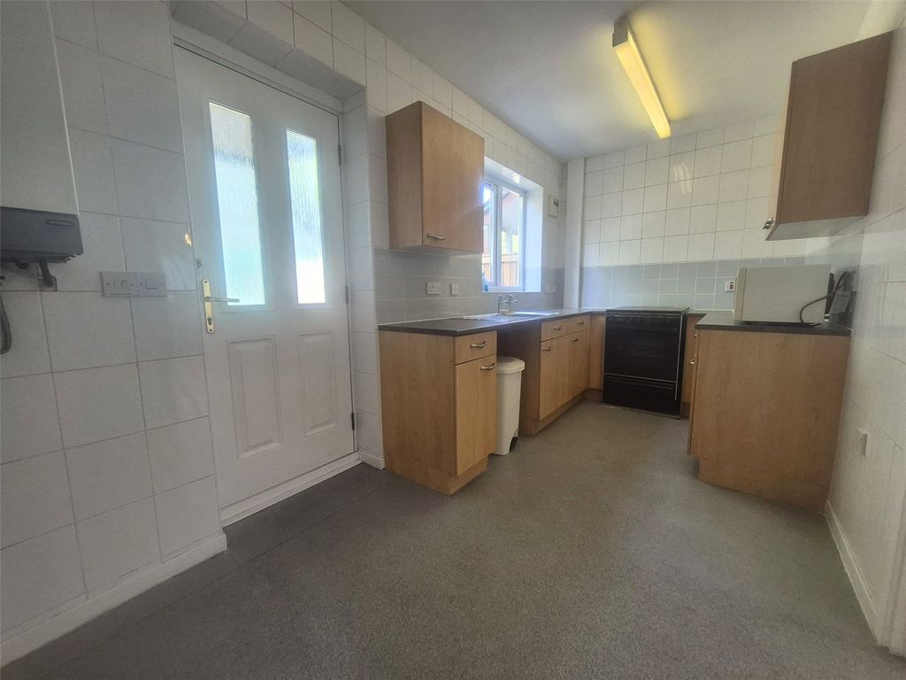 Property photo 3 of 14 Picture No. 34