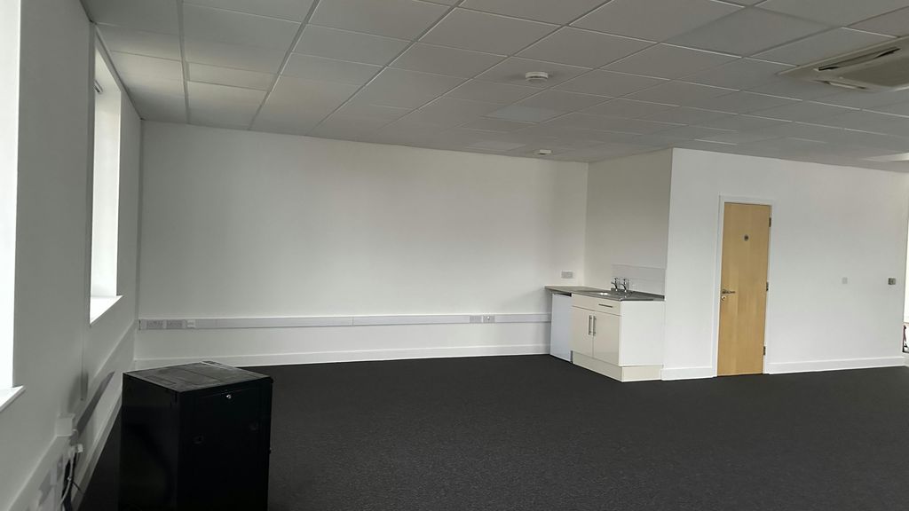 Property photo 3 of 13 Img_1011.Jpg