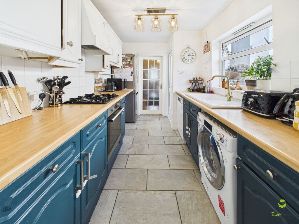 Property photo 2 of 19 Presented By Clinton At Ewemove Bexleyheath And D