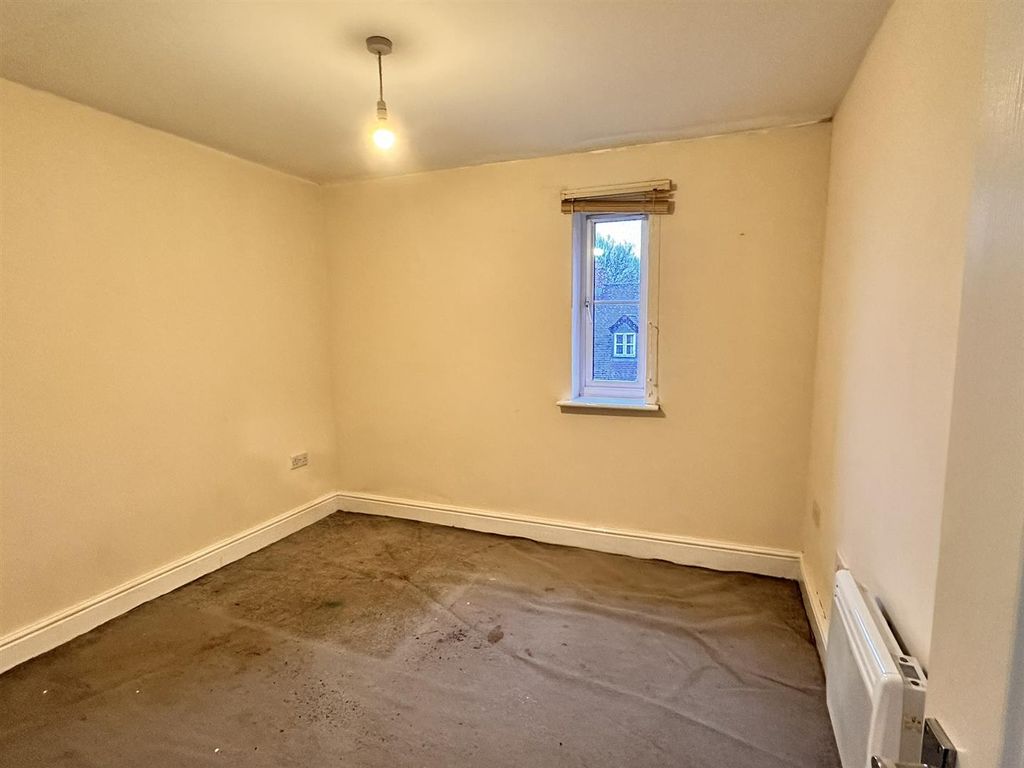 Property photo 3 of 7 Bedroom