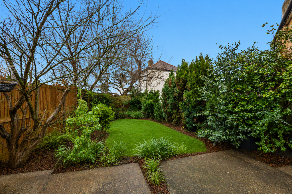 Property photo 2 of 14 Picture No. 22