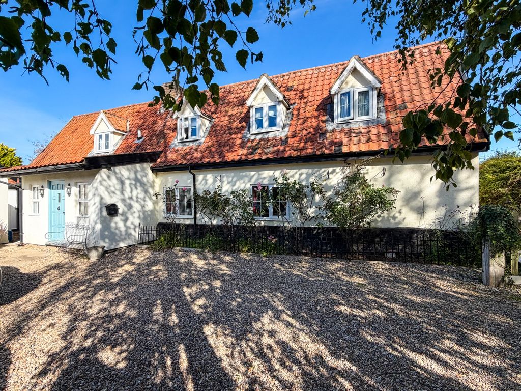 Property photo 1 of 39 5521741