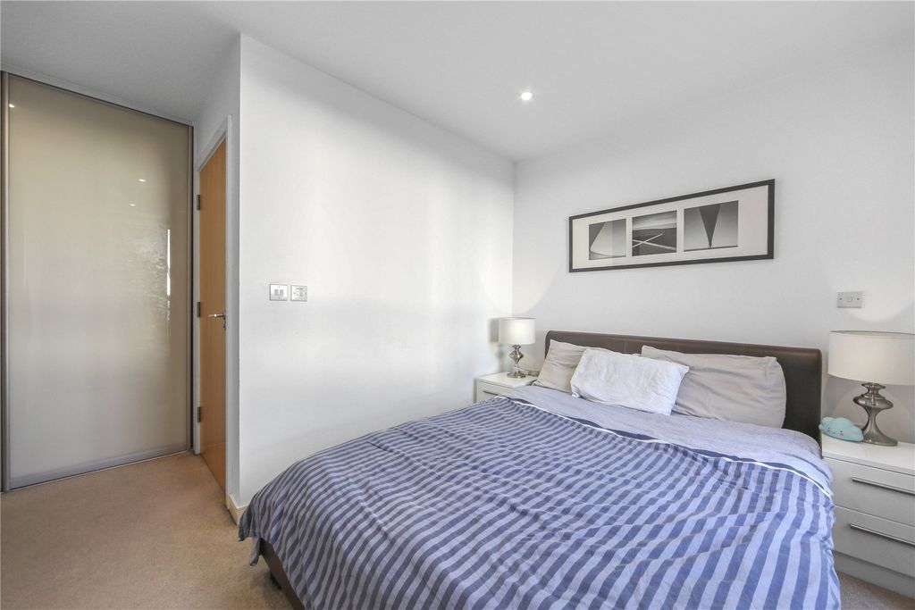 Property photo 3 of 15 Picture No. 27