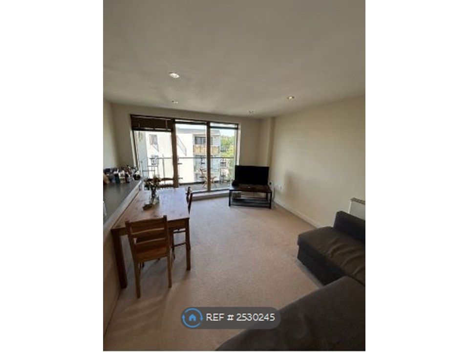 Property photo 2 of 9