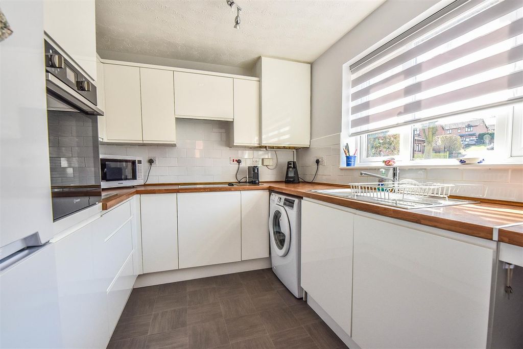 Property photo 3 of 15 Cp4_3725-2.Jpg