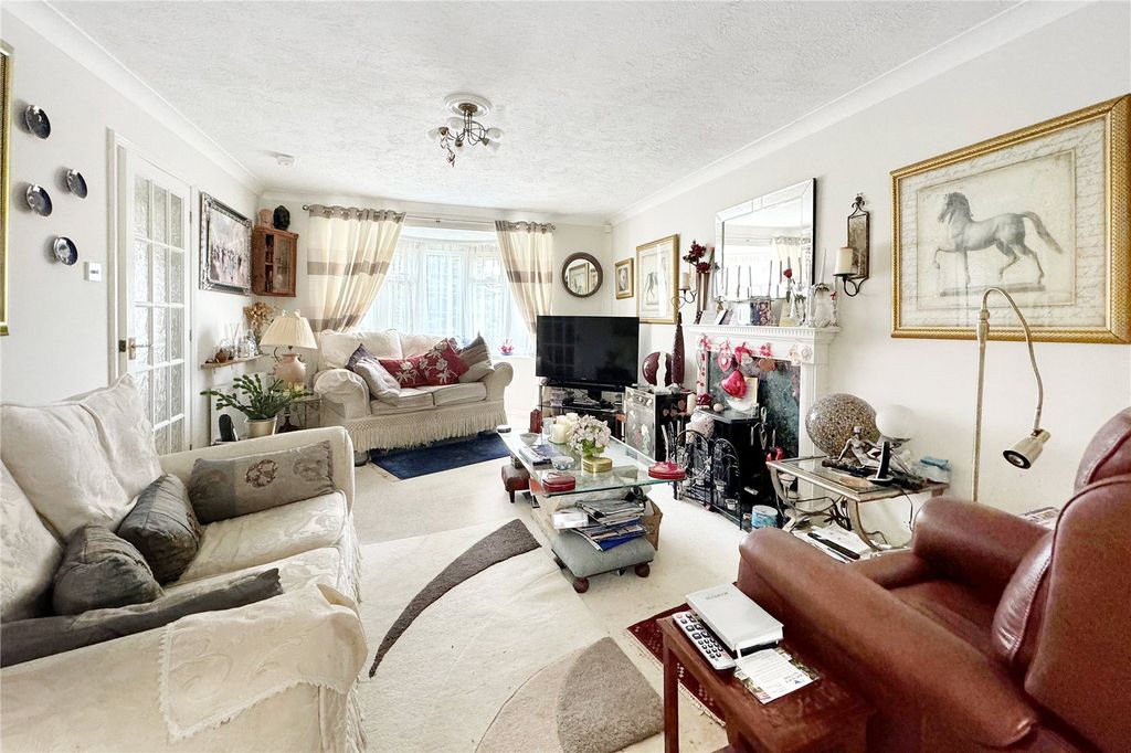 Property photo 3 of 8 Picture No. 02
