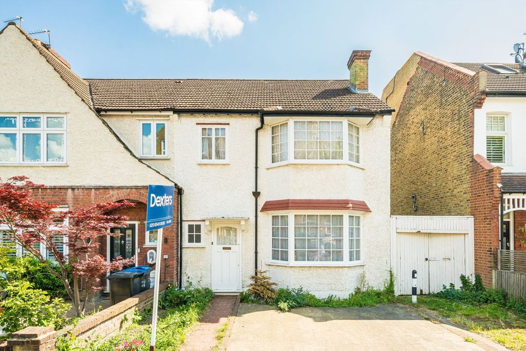 Property photo 1 of 2