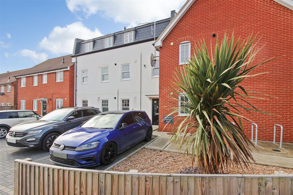 Property photo 1 of 6 Picture 1