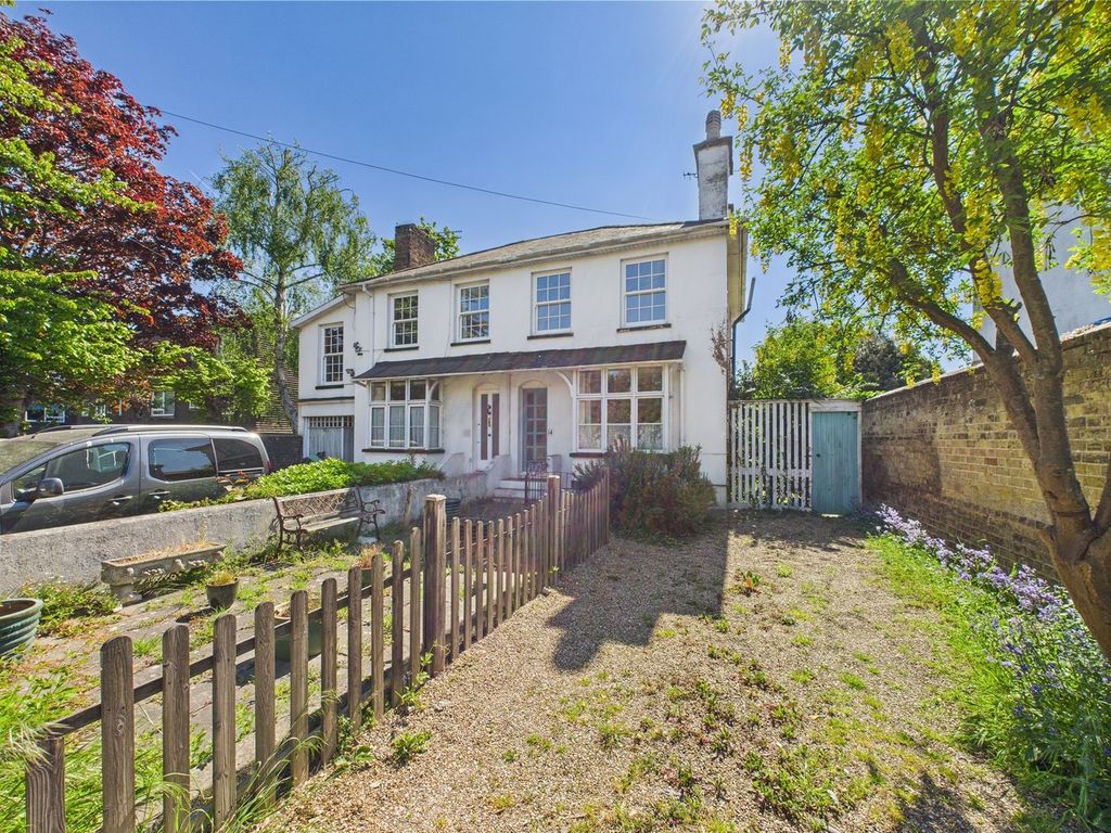 Property photo 1 of 18