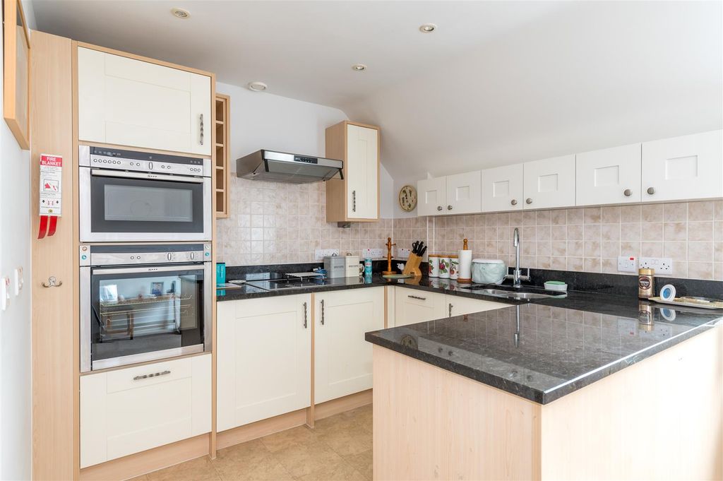Property photo 3 of 13 No61_5.Jpg