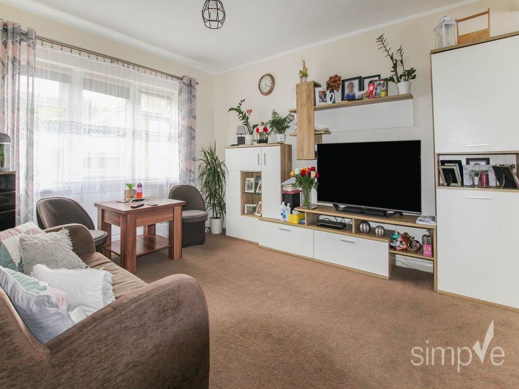 Property photo 1 of 12 Img_5376