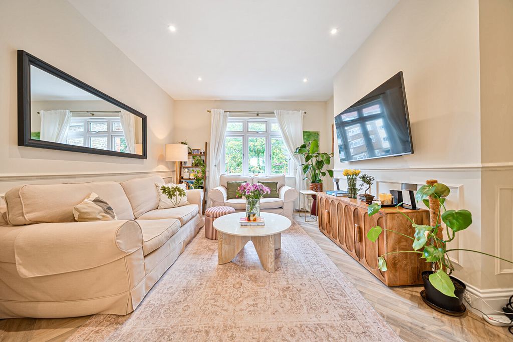 Property photo 1 of 22 1513470-1-6A90748...