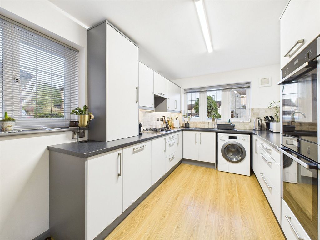 Property photo 2 of 12 Picture No. 05