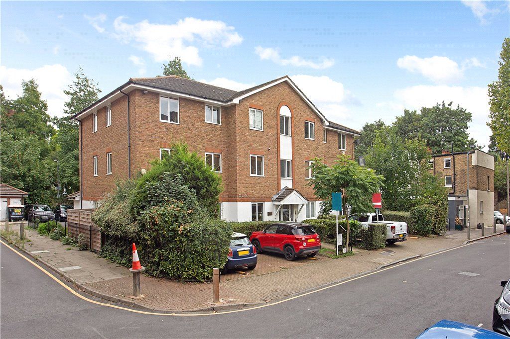 Property photo 1 of 10 External