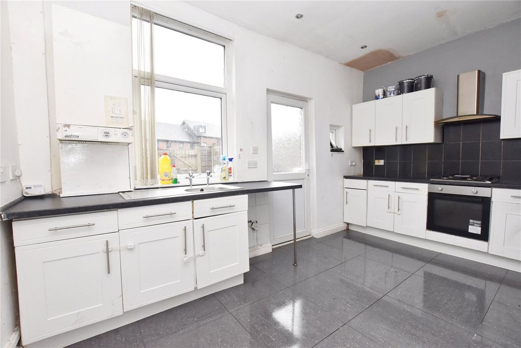 Property photo 2 of 11 Picture No. 10