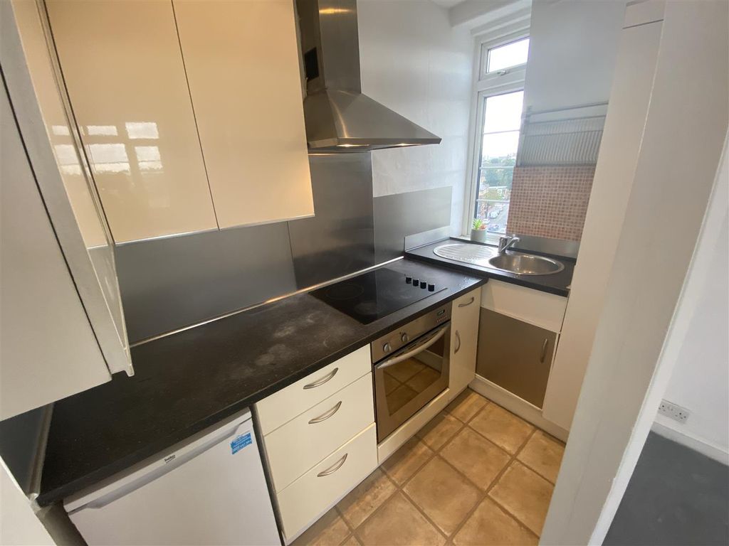 Property photo 1 of 6 Img_1077.Jpg