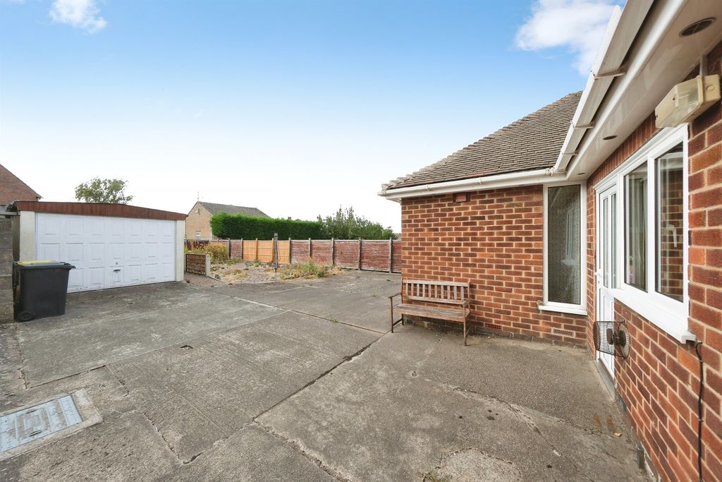 Property photo 3 of 19