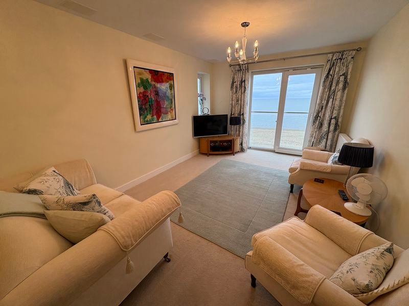 Property photo 3 of 19 Photo 4