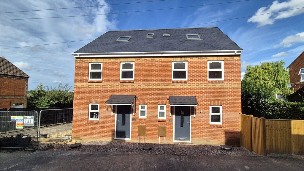 Property photo 1 of 9 Front