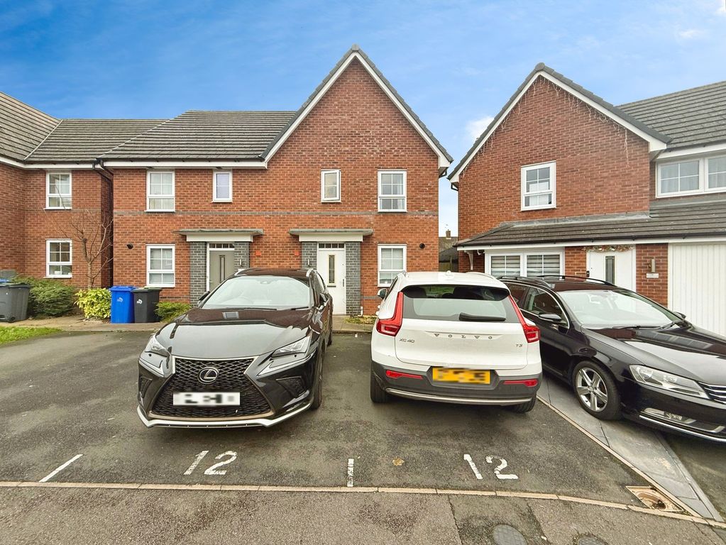 Property photo 1 of 11