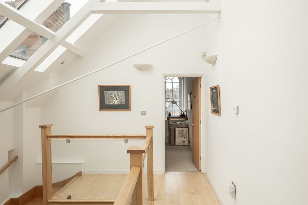 Property photo 3 of 21 288511 - Tmh_2_The_Old_Parish_Hall_Lenham_Me17_2Pq-23.Jpg