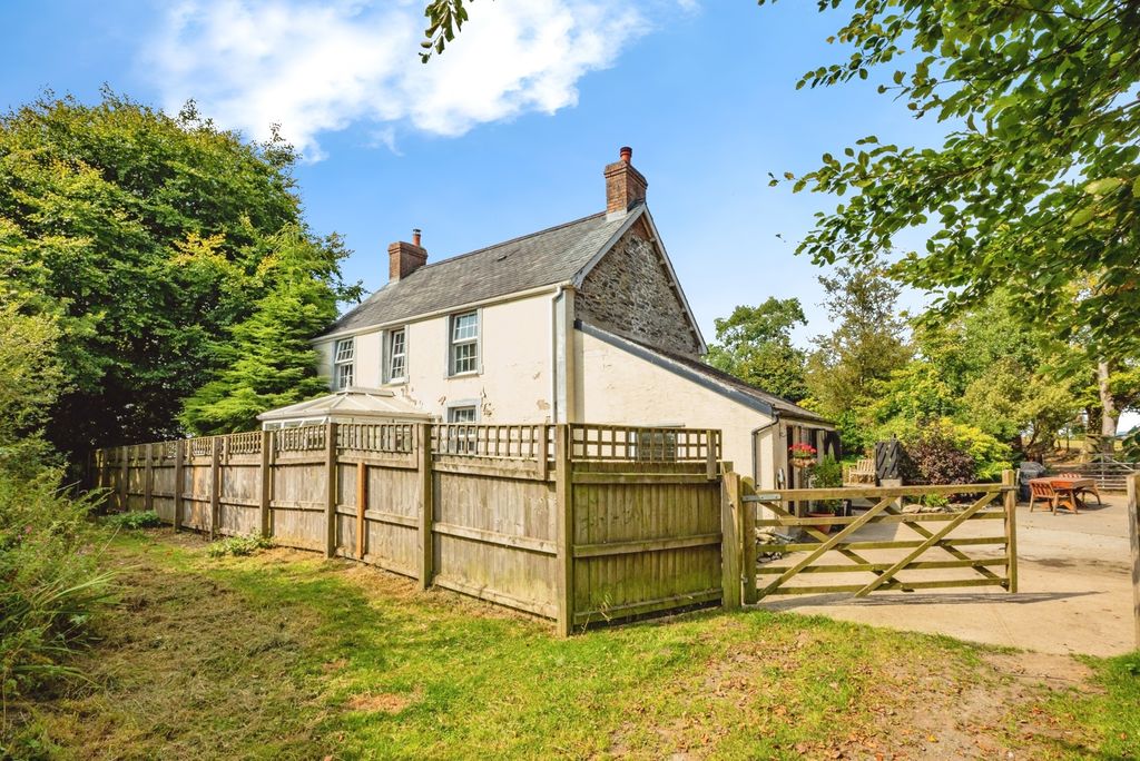 Property photo 1 of 52 Photo