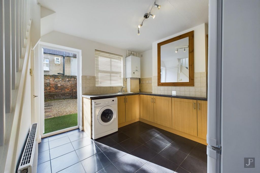 Property photo 2 of 13 Cam01632G0-Pr0062-Still014.Jpg