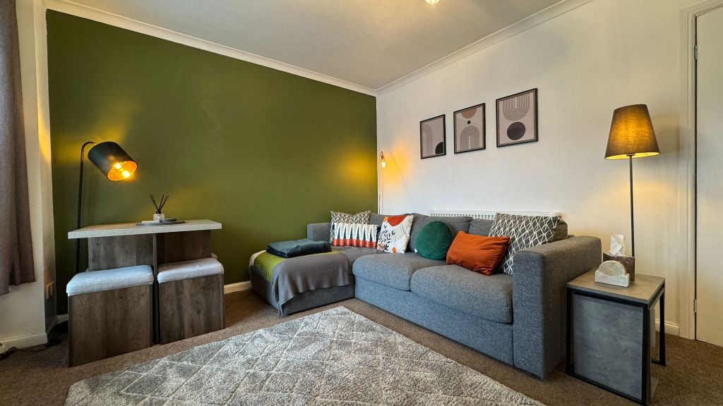 Property photo 2 of 10 Photo 2