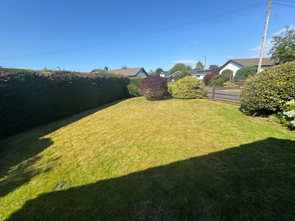 Property photo 3 of 26