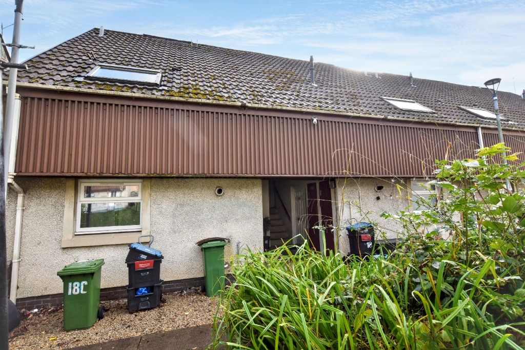 Property photo 2 of 14