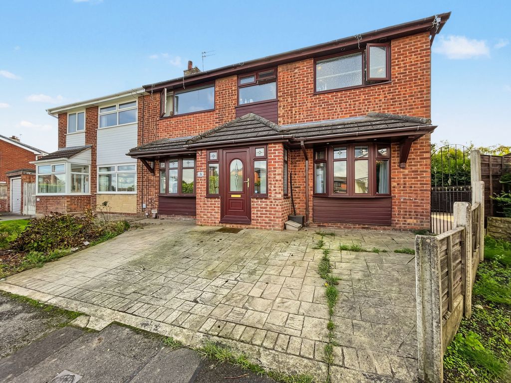 Property photo 1 of 32