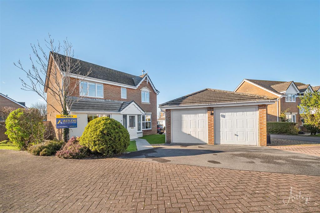 Property photo 1 of 22 19-P1096604.Jpg