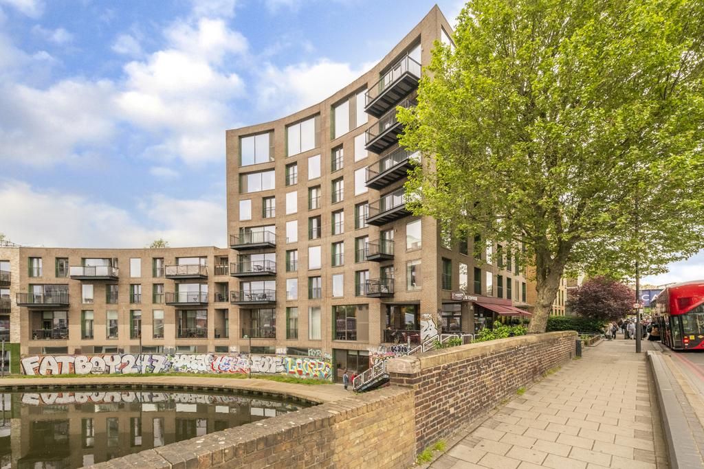 Property photo 1 of 2