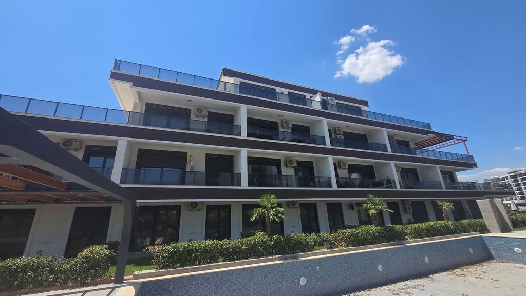 Property photo 1 of 16 Key-Ready 1-Bedroom Apartment For Sale In Antalya - A Stylish Complex With A Shared Pool