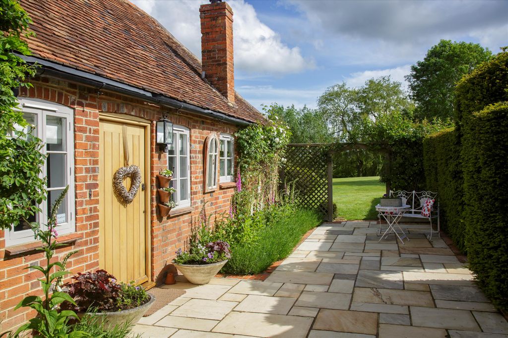 Additional image 11 of 7 bed detached house for saleNewington, Wallingford, Oxfordshire OX10.