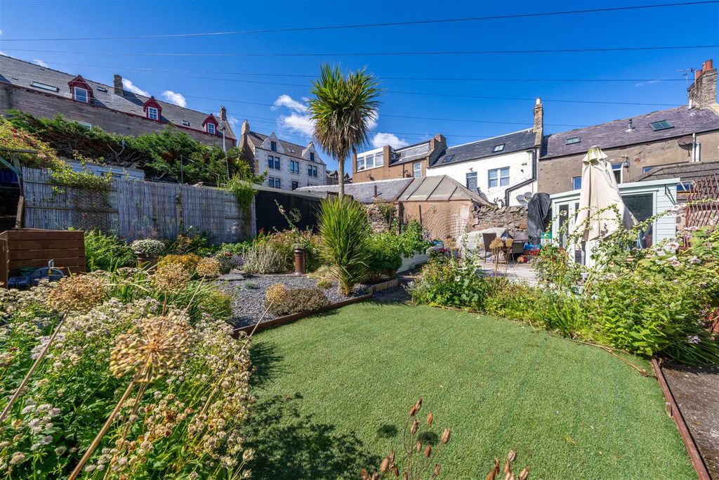 Property photo 3 of 13 58A_Albert_Road-13.Jpg