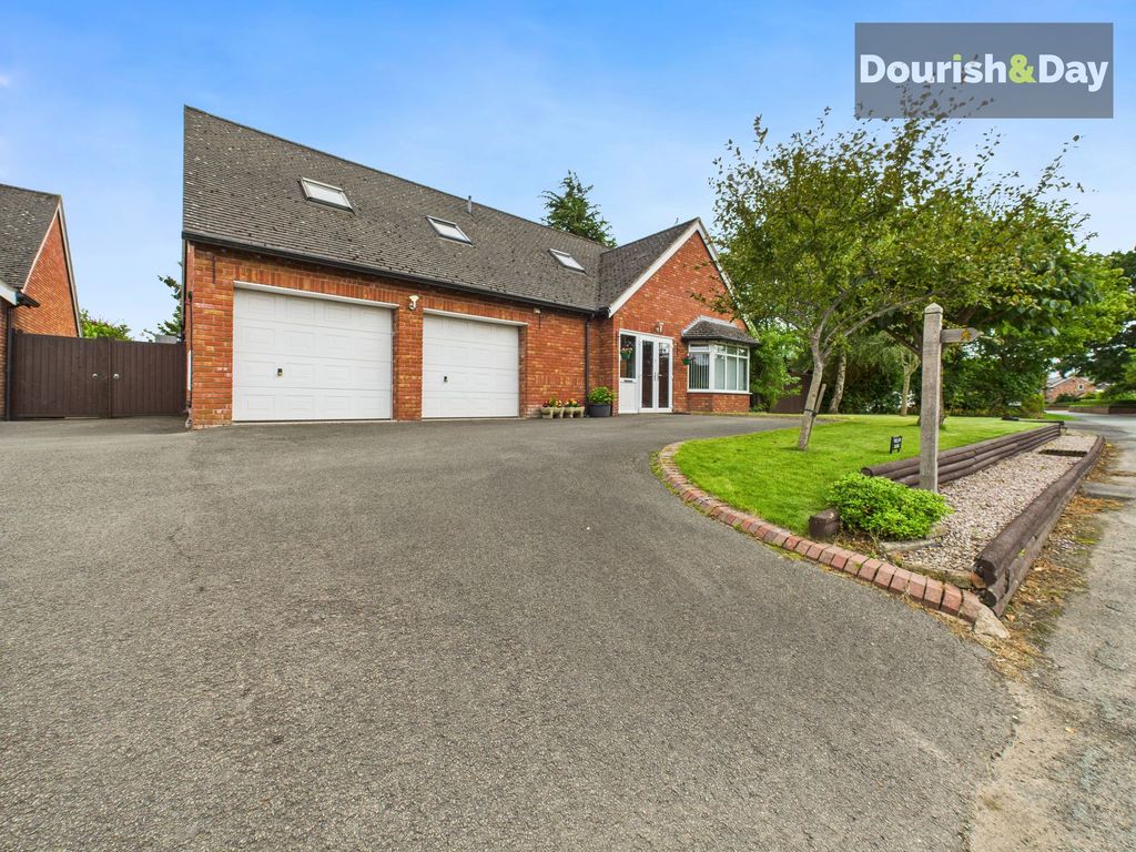 Property photo 1 of 33