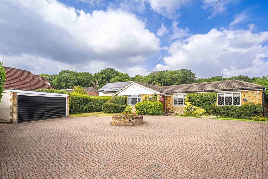 Property photo 1 of 27 Picture No. 30
