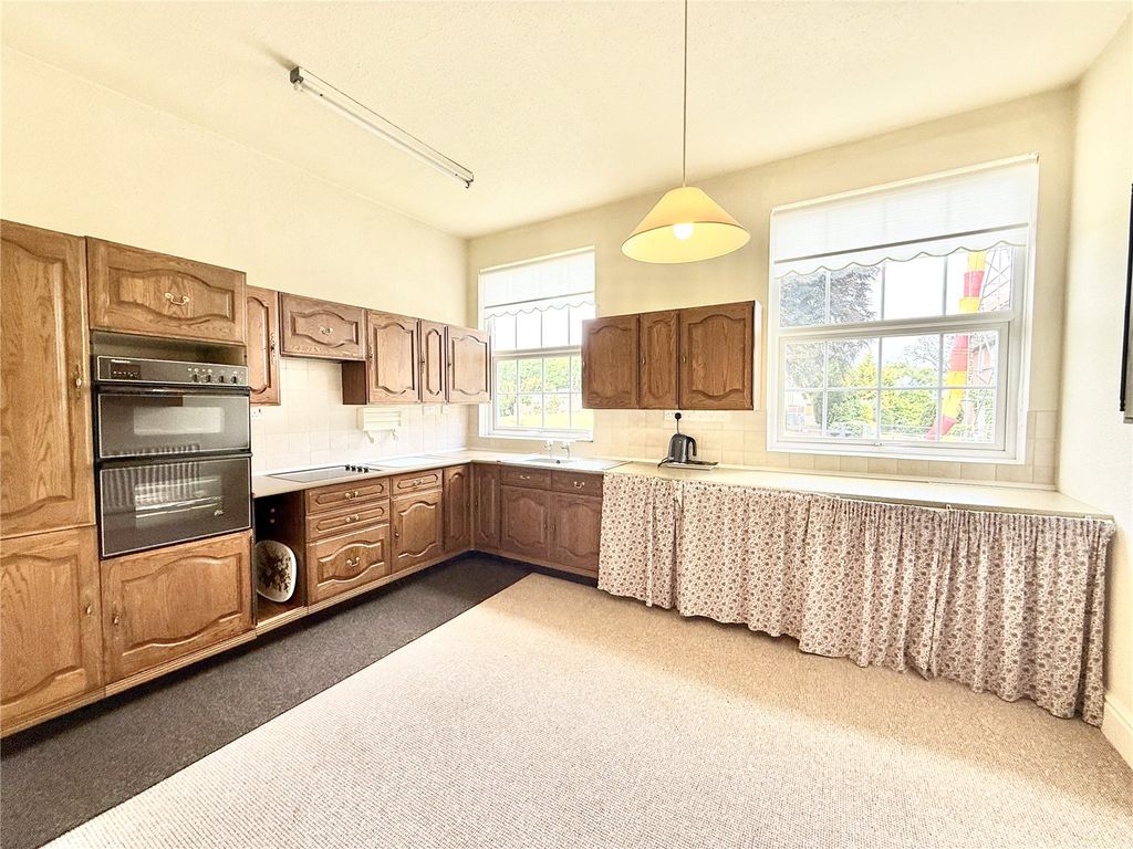 Property photo 3 of 22 Picture No. 56
