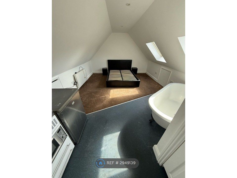 Property photo 1 of 5 Studio Area