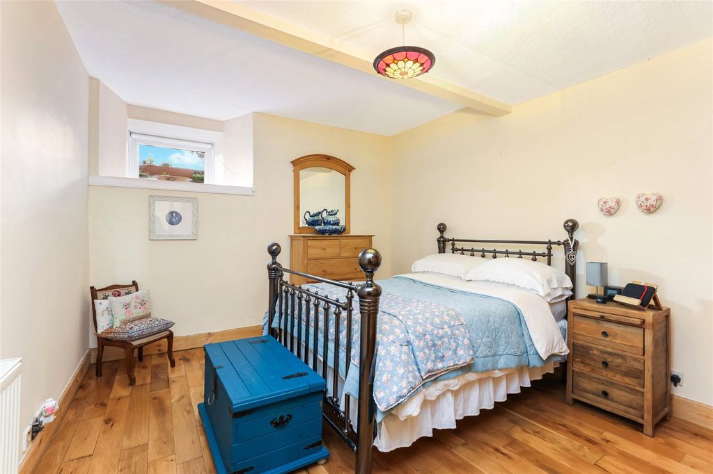 Property photo 3 of 19 Bedroom 1