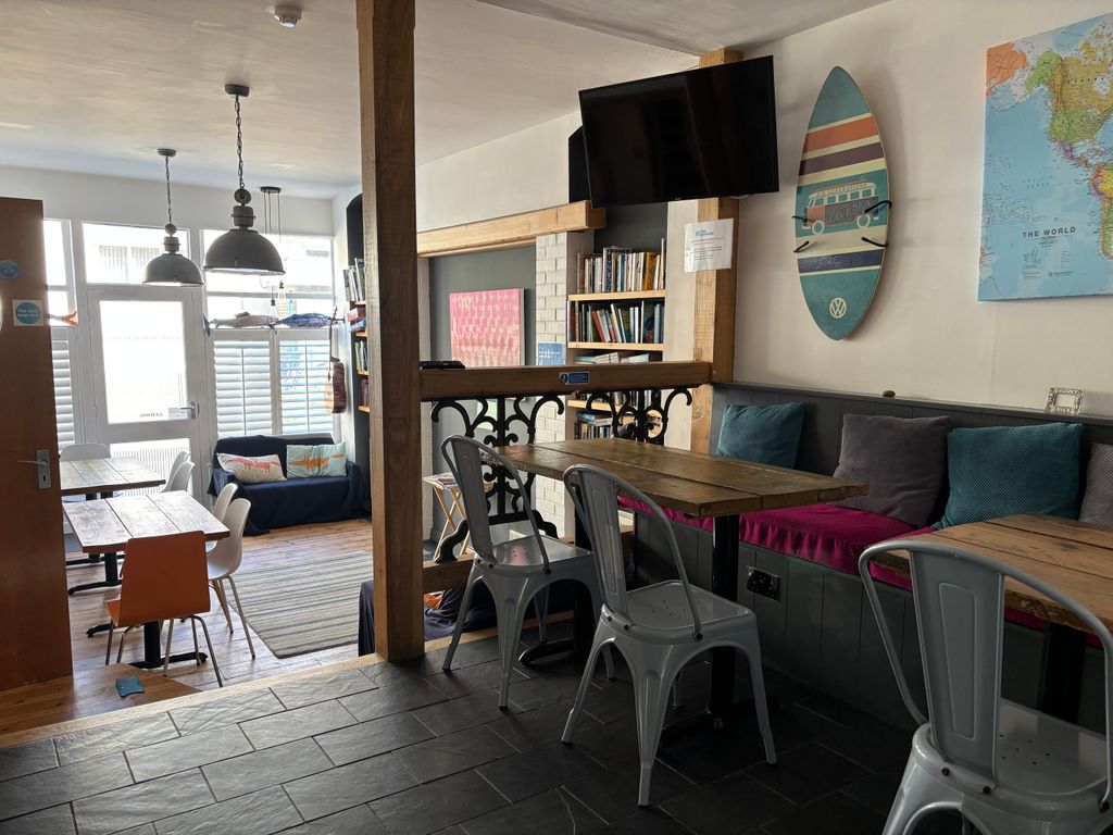 Property photo 3 of 14