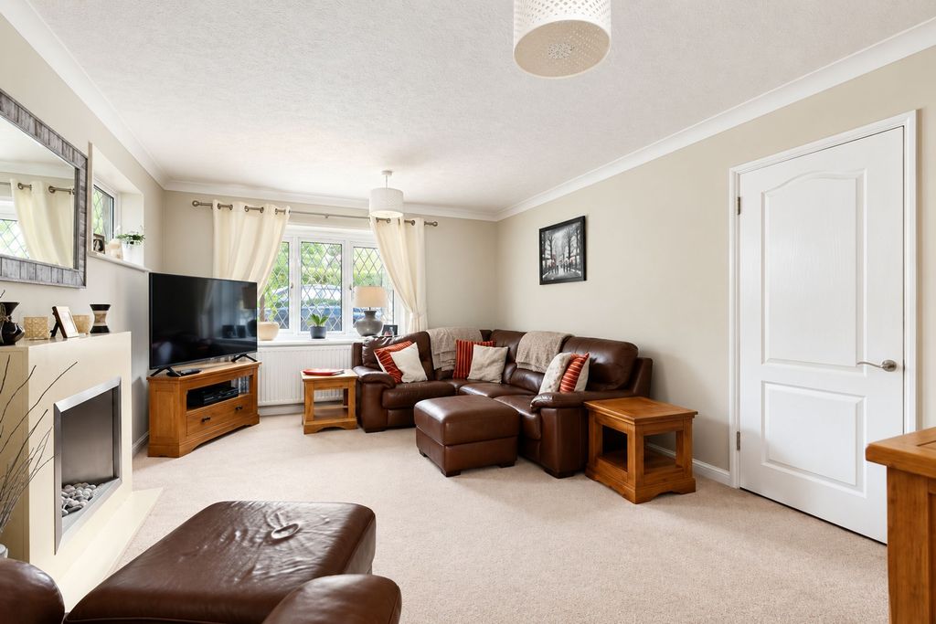 Property photo 3 of 15
